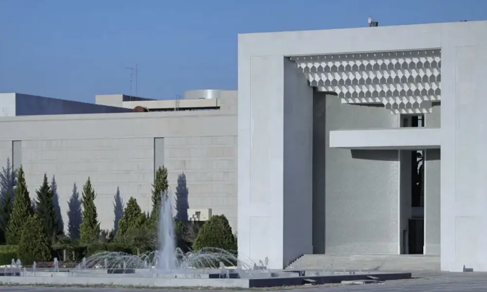 الرئاسة السورية تعلن التوصل لتفاهم مع قسد حول مستقبل محافظة الحسكة، وتمنحها 4 أيام لوضع خطة الدمج 