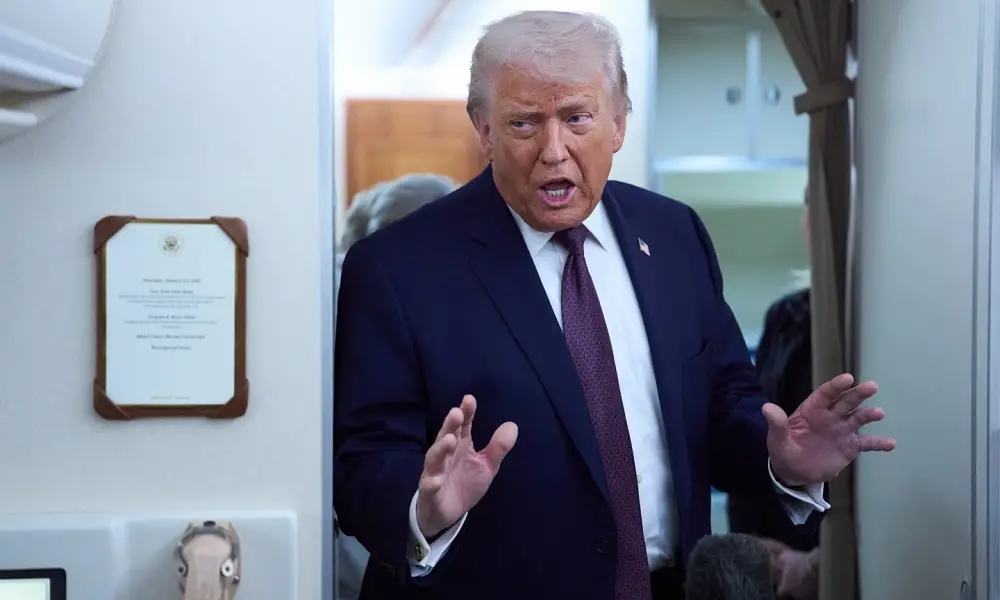 تعكس استراتيجية الدفاع الأمريكية في عهد ترامب انتقالًا واضحًا من نهج الالتزامات الواسعة والشراكات المفتوحة، إلى مقاربة أكثر براغماتية تقوم على تقاسم الأعباء 