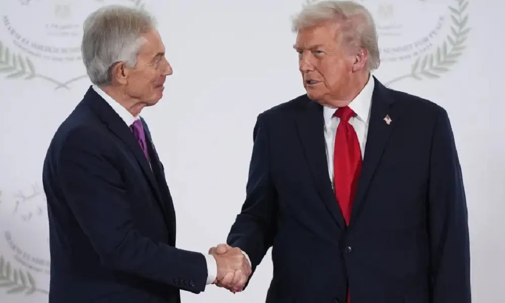 توني بلير ينضم إلى مجلس السلام الذي شكله ترامب للإشراف على إعادة إعمار غزة.. من يضم أيضًا؟ 