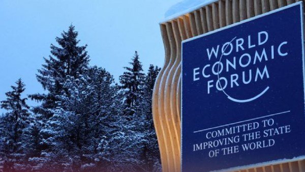 حضور سعودي في دافوس يتخطّى المشاركة نحو تأثير فاعل في صناعة القرار العالمي. العلم أبسط دافوس 2026 | 