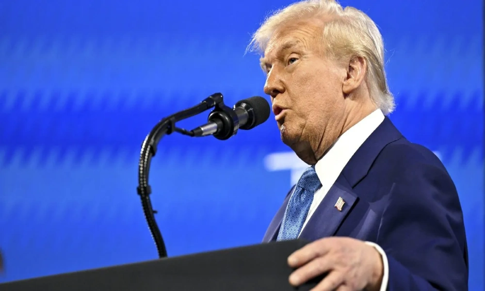 بعد عام على ولايته الثانية.. شعبية ترامب "تحت الصفر" في أغلب القضايا الهامة من التضخم إلى الهجرة 