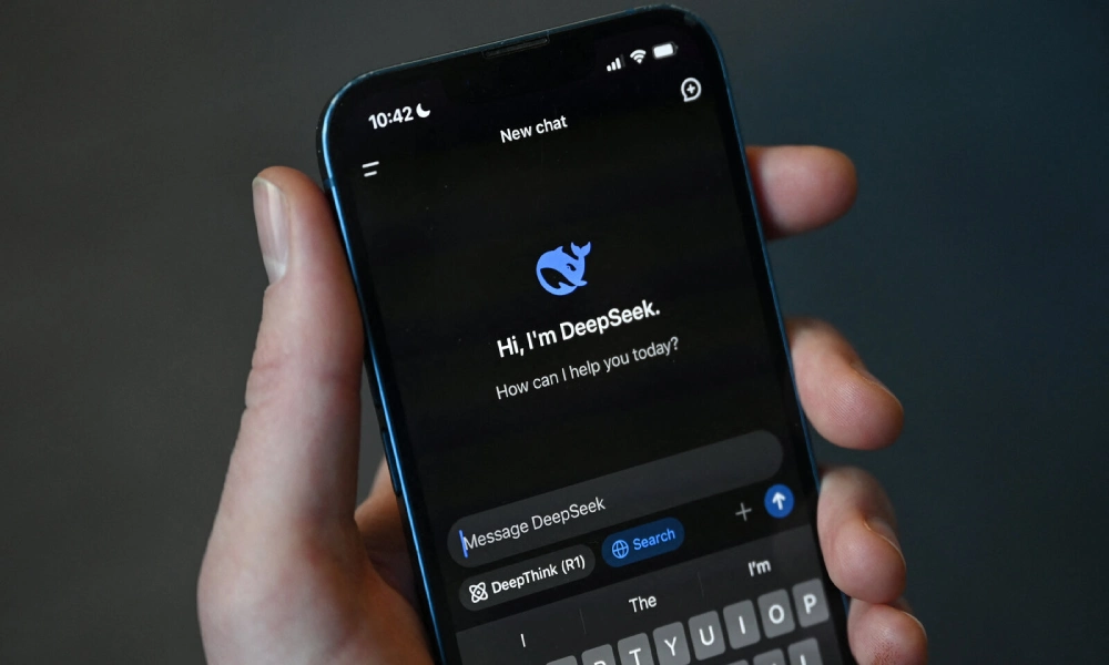 بعد عام من زلزال "DeepSeek".. لماذا توقفت الأسواق عن التأثر بإصدارات الذكاء الاصطناعي الصيني؟ 