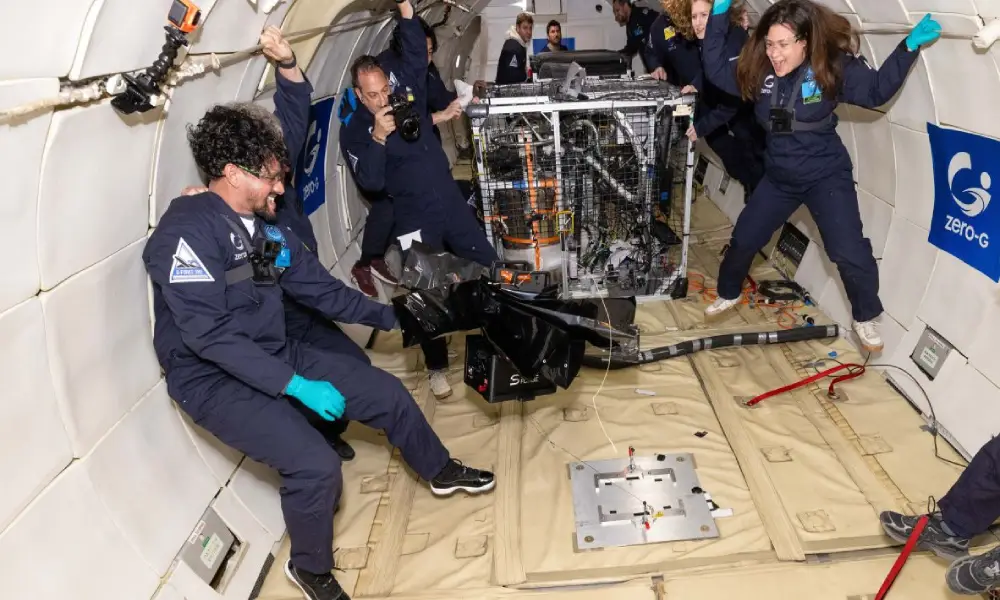 نجحت شركة "سبيس فور" البريطانية في تشغيل أول منشأة تجارية مستقلة لإنتاج أشباه الموصلات في #الفضاء 