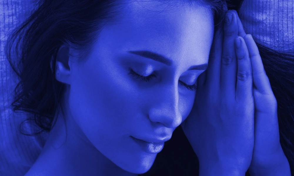 هل تساءلت لماذا تشعر باليقظة عند الساعة 3 صباحًا؟. العلم يخبرنا أن هذا هو إيقاعنا الفطري قبل الثورة الصناعية 