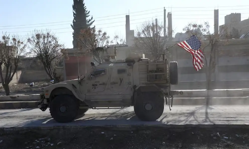 تقارير تكشف بدء سحب القوات الأمريكية من سوريا بعد نحو عقد من الوجود العسكري 