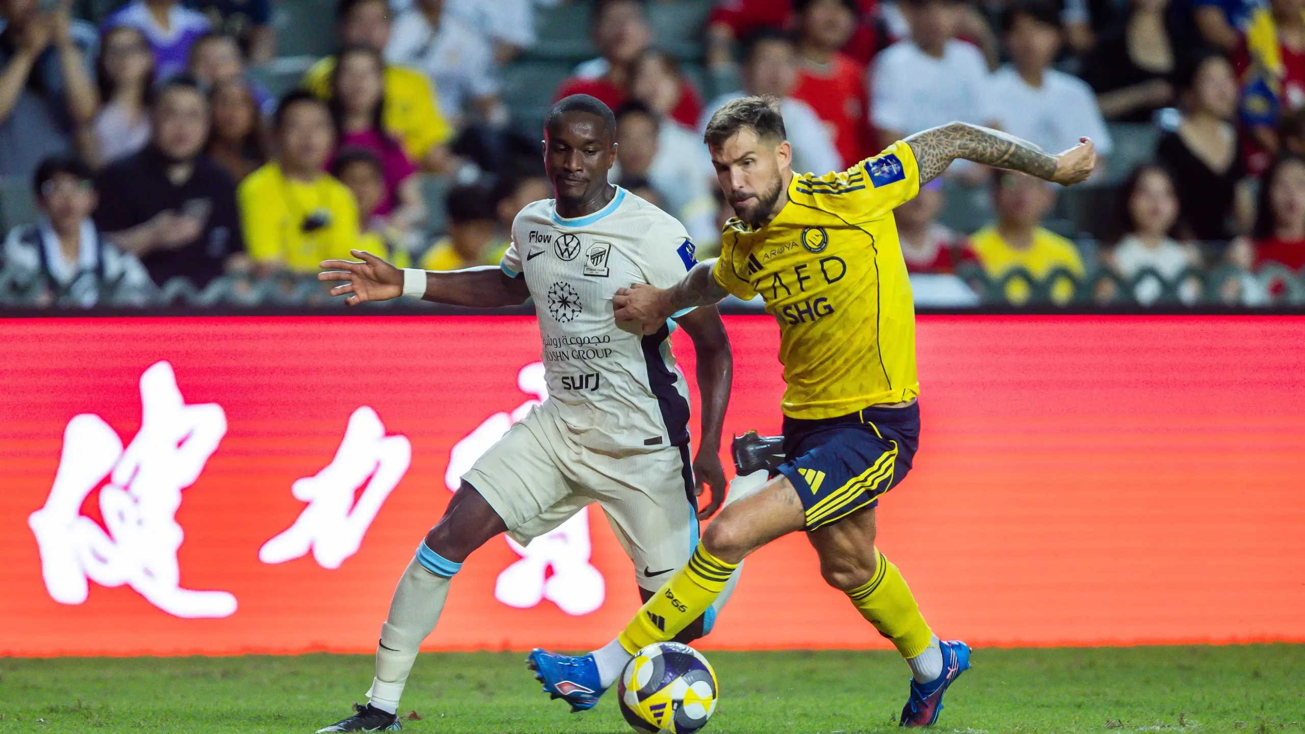 صراع القمة ومعركة البقاء.. تعرف على موعد مباراة النصر والرياض والتشكيل المتوقع والقناة الناقلة 