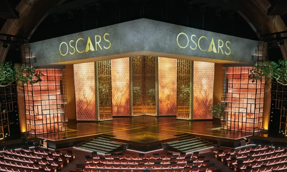 عودة بعد غياب 40 عامًا وأفلام بمليارات الدولارات.. 17 حقيقة تجعل حفل توزيع جوائز الأوسكار هذا العام مختلفًا عن كل ما سبق. 